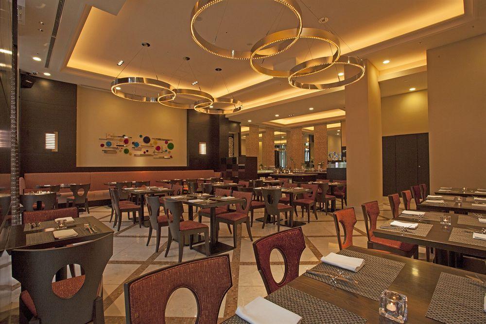 Doubletree By Hilton Naha Hotel Eksteriør billede