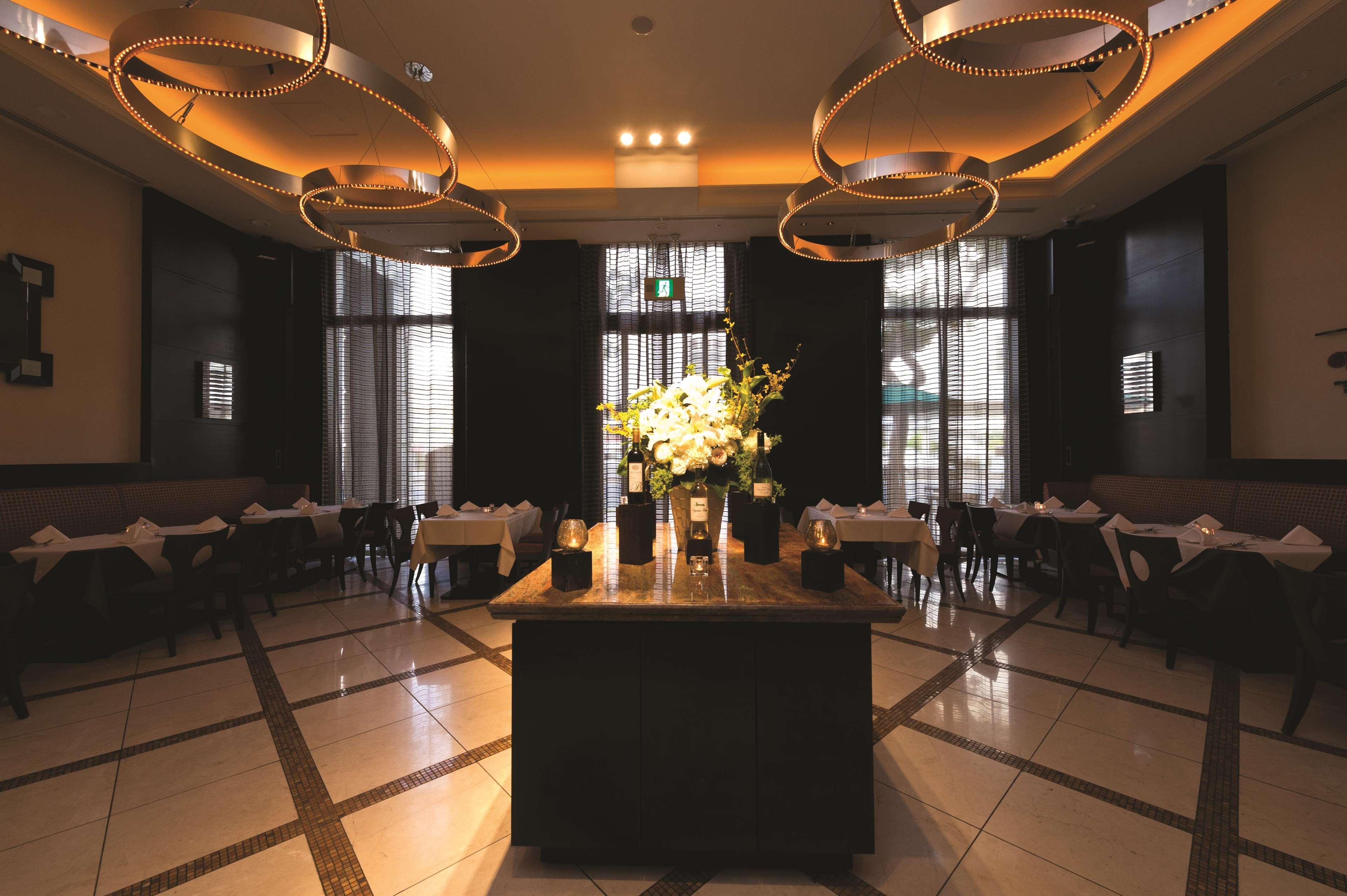 Doubletree By Hilton Naha Hotel Eksteriør billede