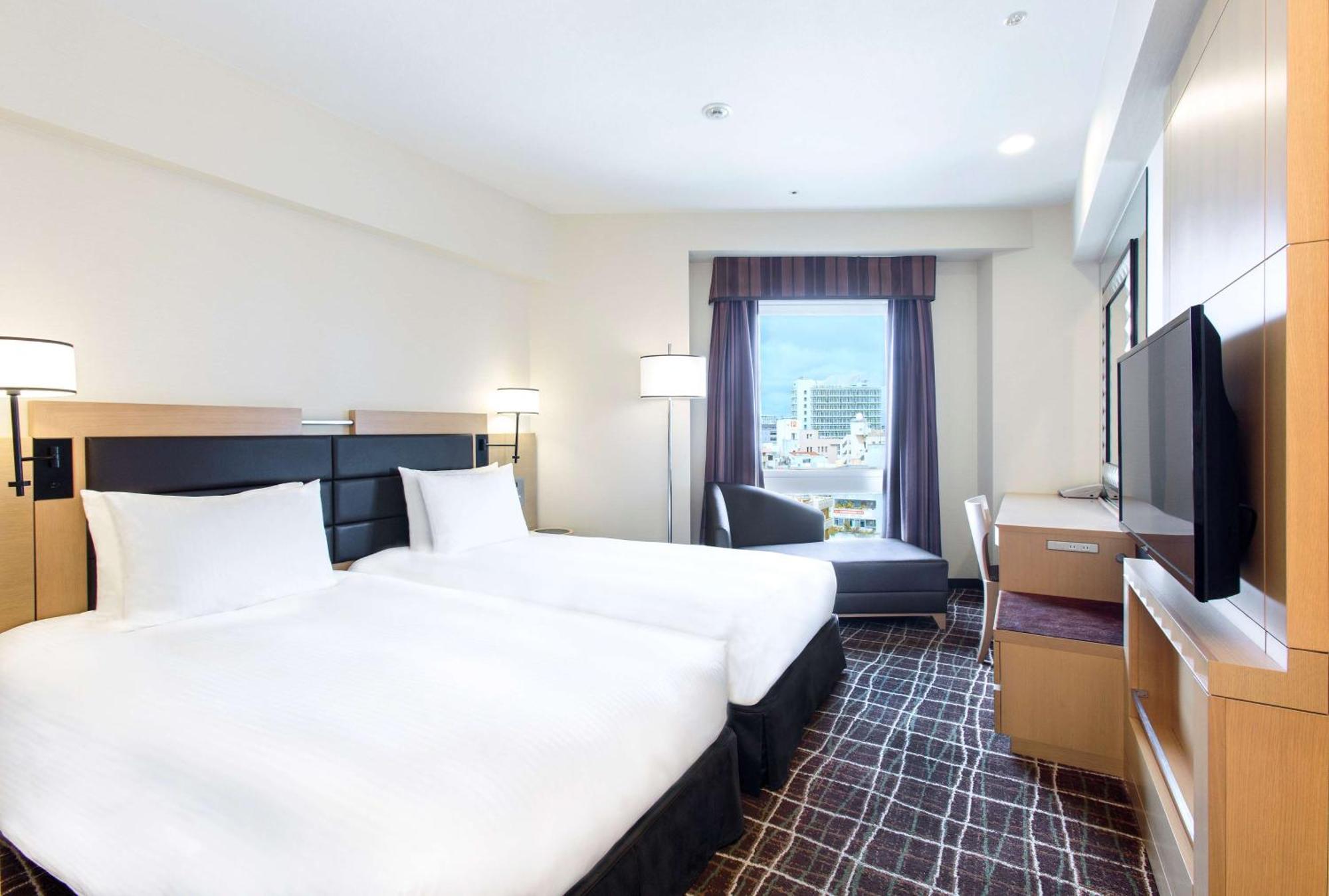 Doubletree By Hilton Naha Hotel Eksteriør billede