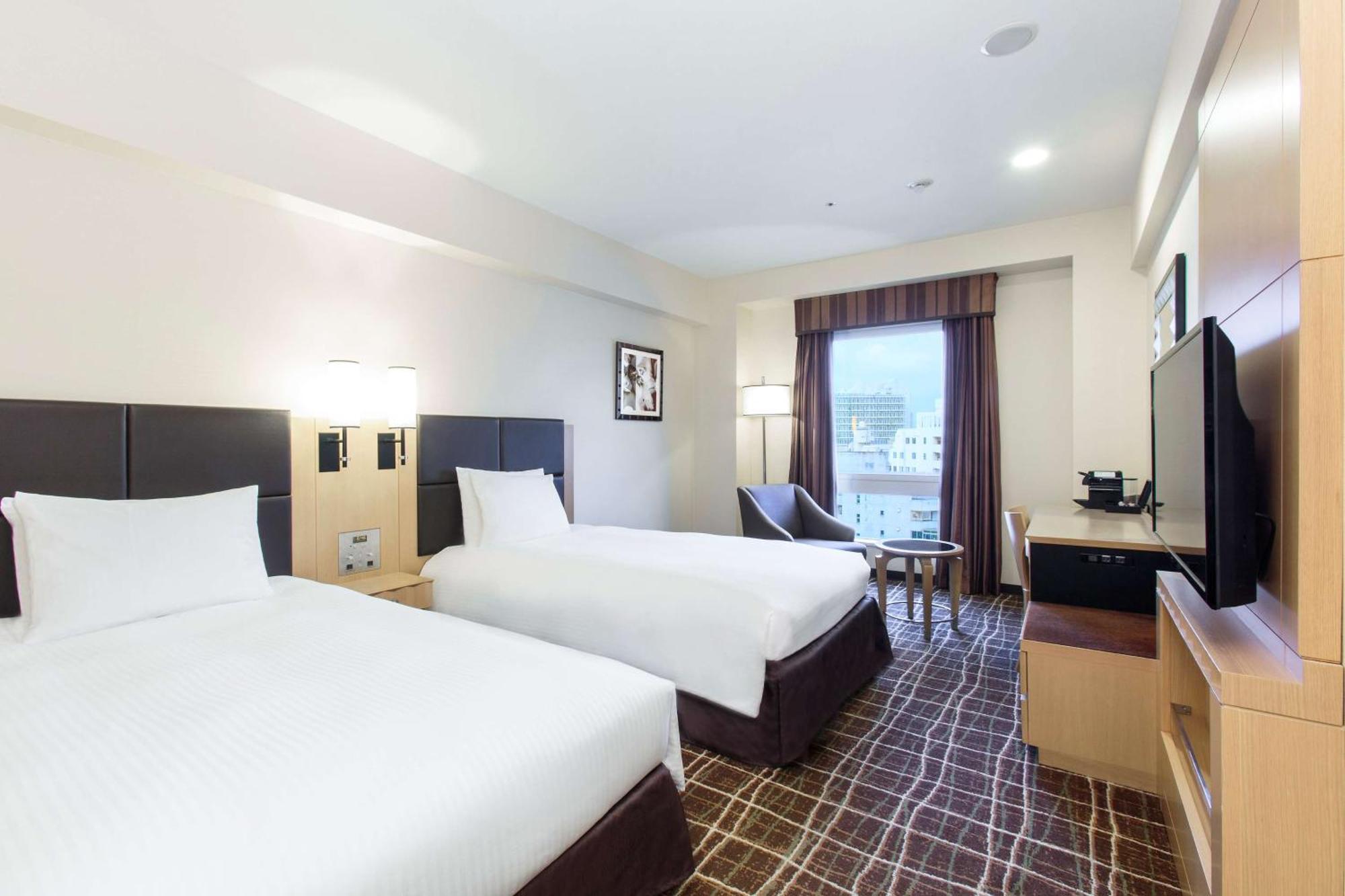 Doubletree By Hilton Naha Hotel Eksteriør billede