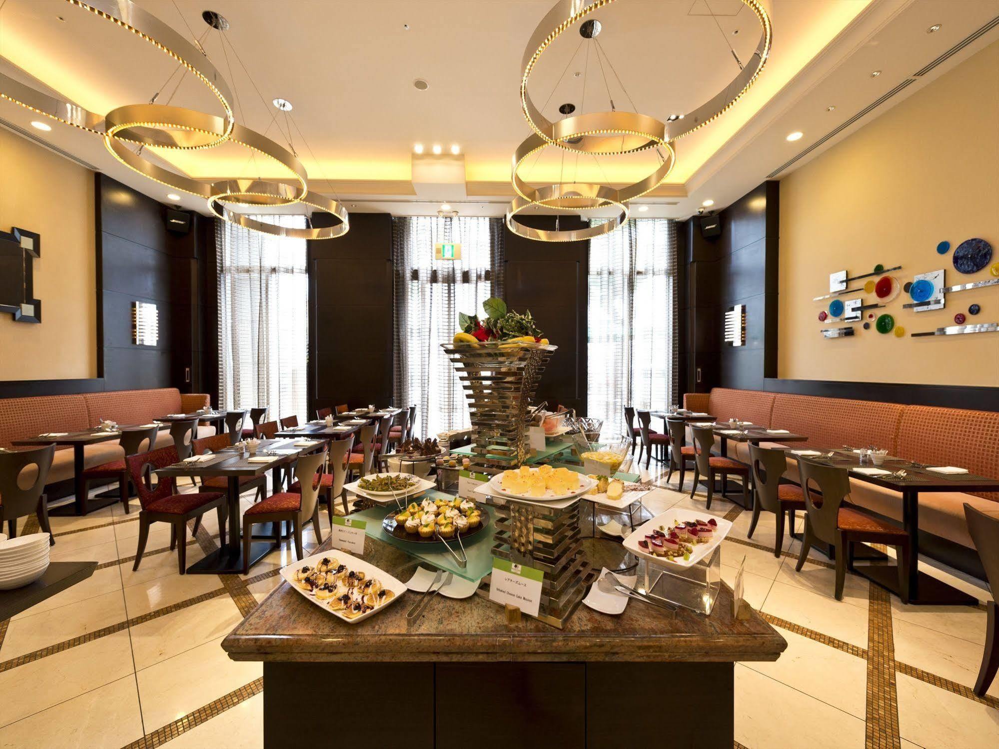 Doubletree By Hilton Naha Hotel Eksteriør billede