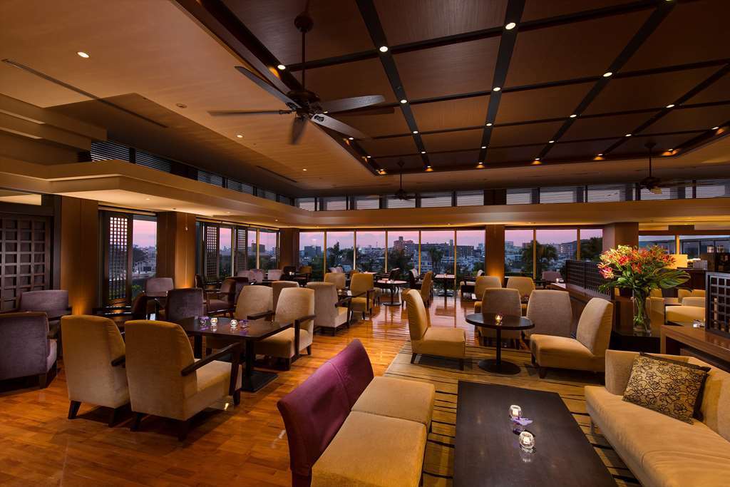 Doubletree By Hilton Naha Hotel Restaurant billede